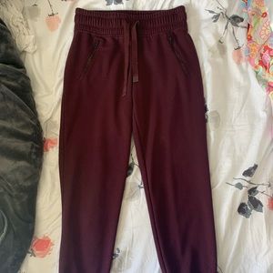 Athleta Bounce Back Jogger